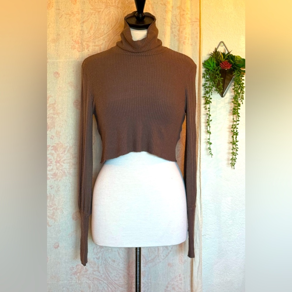 Joah Brown Brooklyn cropped turtleneck- discontinued style